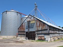 Mason Elevator Co. North Storage 2010_06_09 Mason Michigan