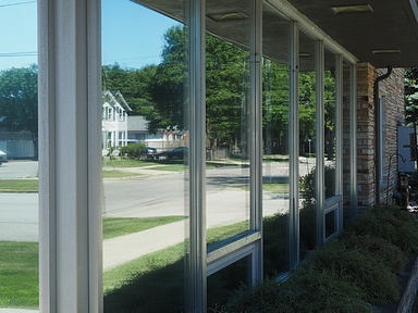 Photo Walk in Charlotte, Michigan, 30 July 2015<BR> Olympus OM-D E-M1 with original model of Olympus 14-150/4-5.6 lens