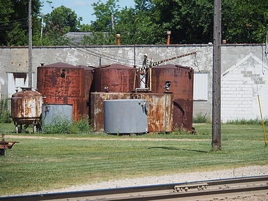 Photo Walk in Charlotte, Michigan, 30 July 2015<BR> Olympus OM-D E-M1 with original model of Olympus 14-150/4-5.6 lens